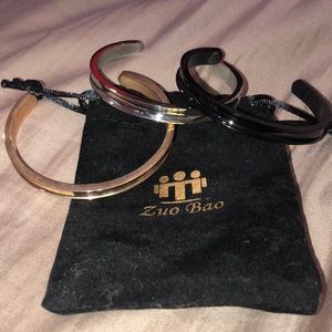 Zuo Bao Hair Tie Bracelet